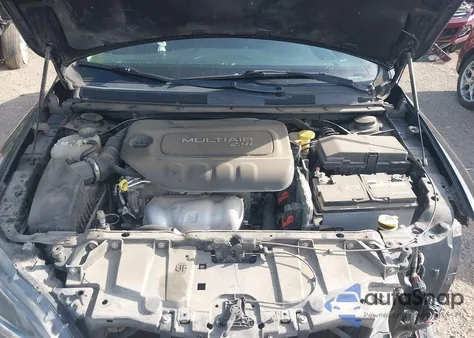 2016 Chrysler 200 Limited z USA, uszkodzony, nr VIN 1C3CCCAB9GN174074